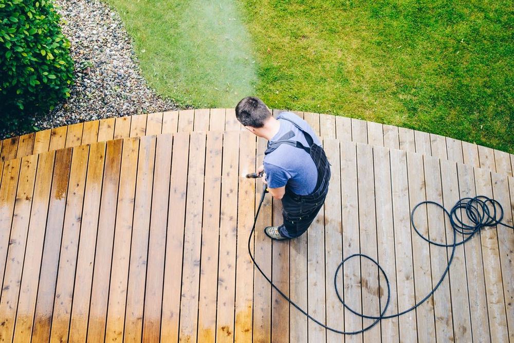 We stop green film and black streaks from making a good house look neglected